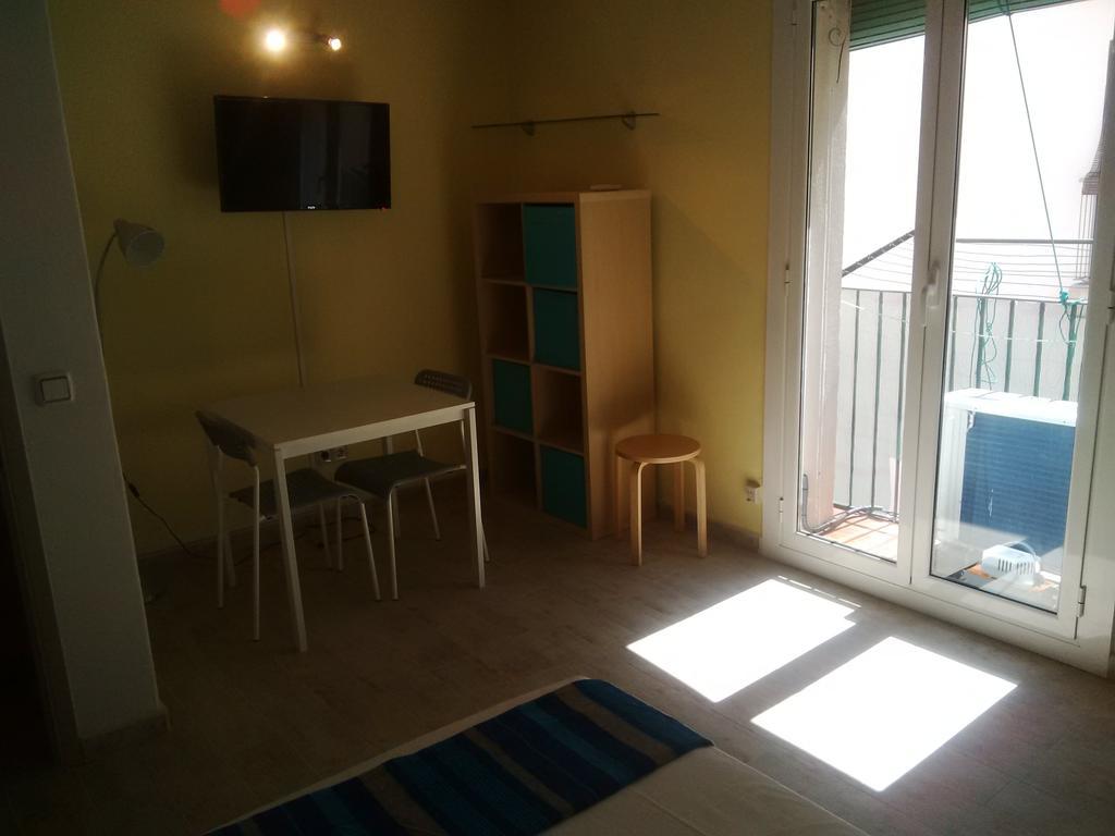 Raval Apartment Barselona Oda fotoğraf