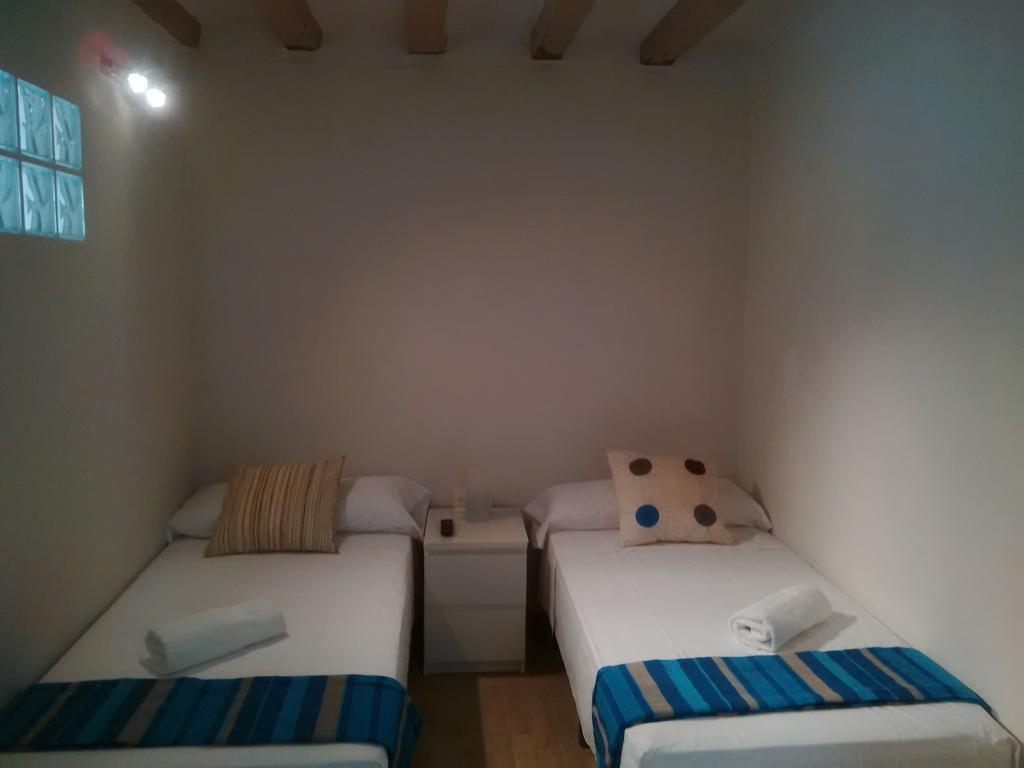 Raval Apartment Barselona Oda fotoğraf